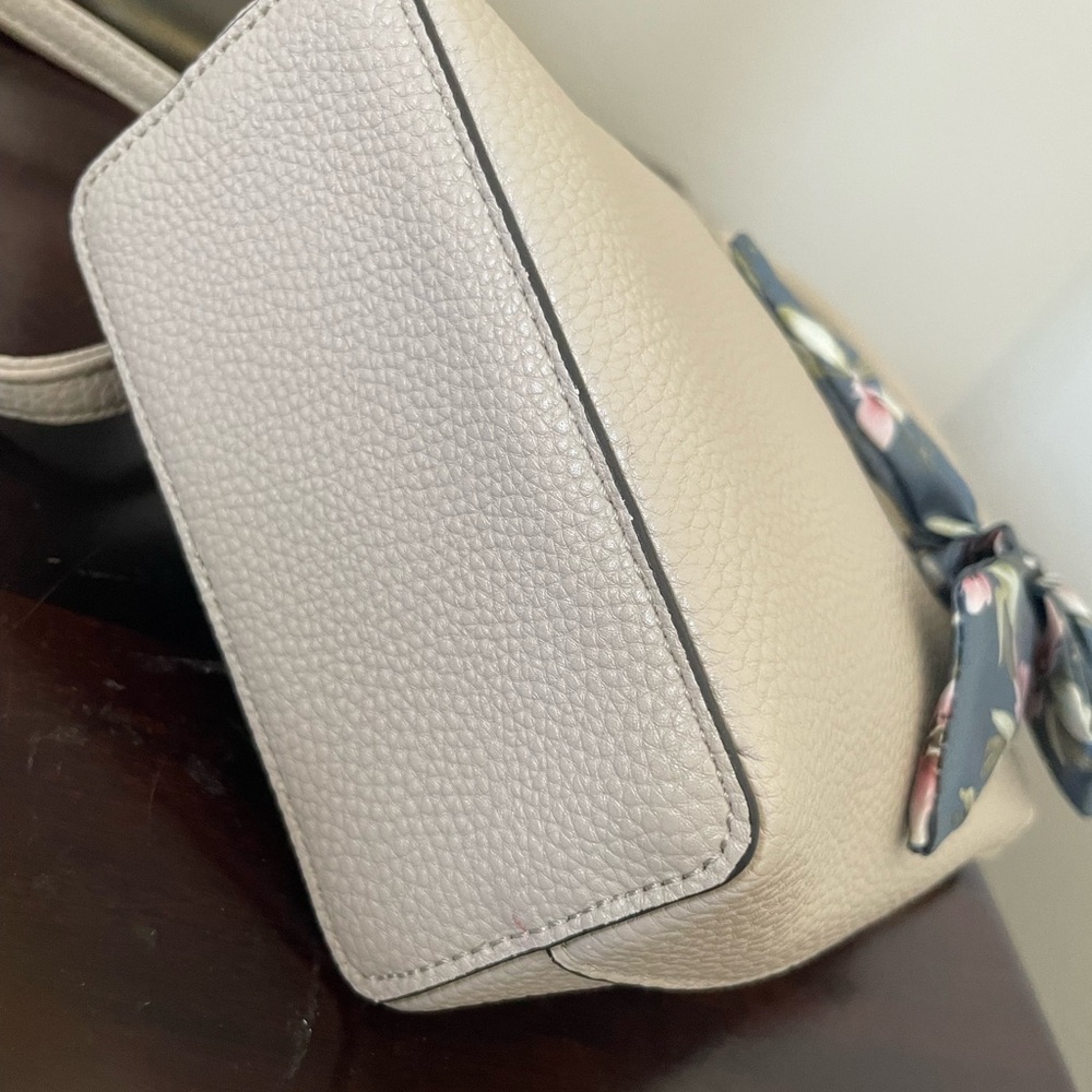 Nanette Lepore Cream Mini Bag with Floral Scarf  New without tags - Picture 5 of 7